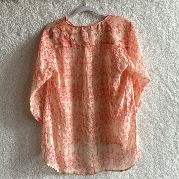 Cabi Women’s Button Down Blouse Size Medium - Picture 2 of 5